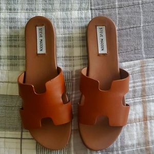 Steve Madden slides size 8